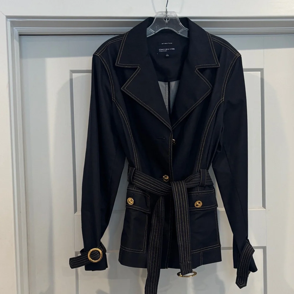 Jones of New York! with Gold Details STUNNING - Picture 1 of 8